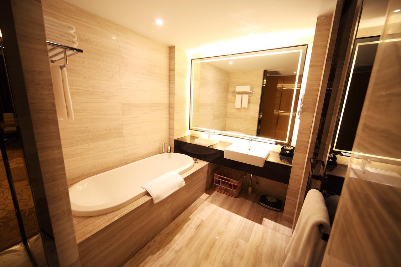 Shenglong Jianguo Hotel Haiyang Hajjang Kültér fotó