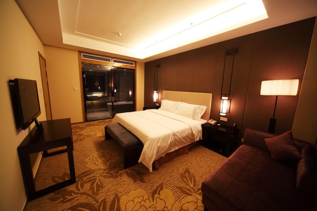 Shenglong Jianguo Hotel Haiyang Hajjang Kültér fotó