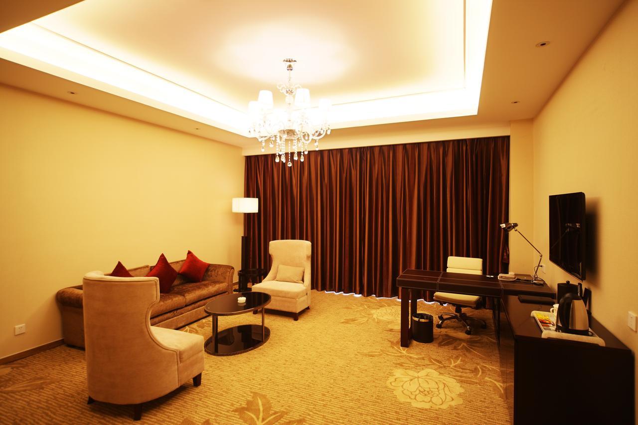Shenglong Jianguo Hotel Haiyang Hajjang Kültér fotó